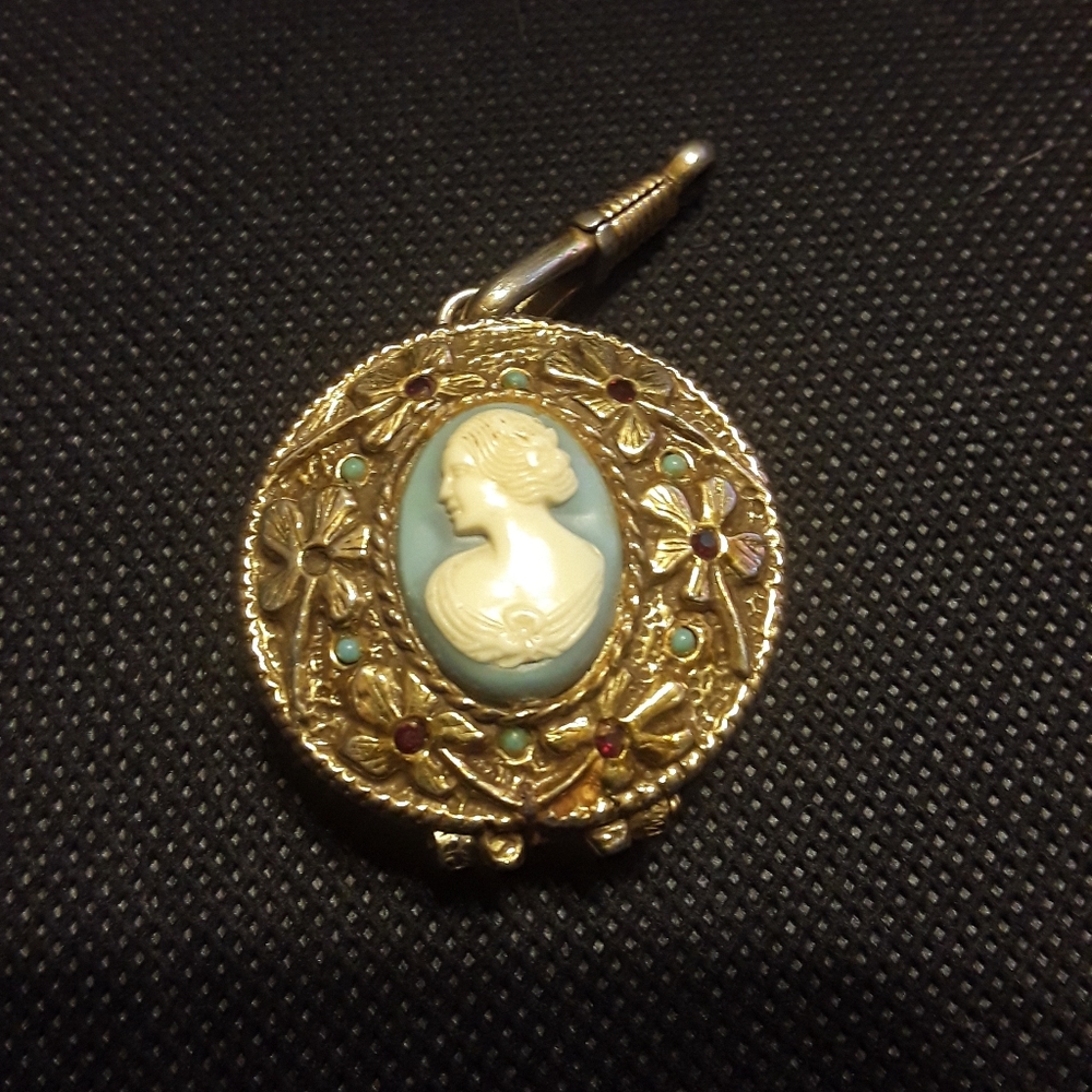 Watch necklace pendant